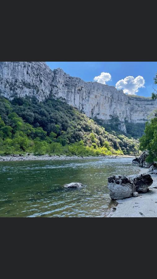 Le Mas Du Paradis Bleu Saint-Andre-de-Cruzieres Exteriör bild