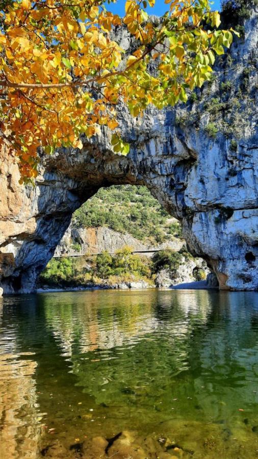 Le Mas Du Paradis Bleu Saint-Andre-de-Cruzieres Exteriör bild